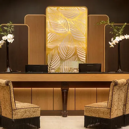 Hotel Des Indes - The Leading Hotels Of The World 5*