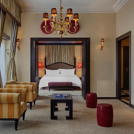 Hotel Des Indes - The Leading Hotels Of The World Hotel 5*