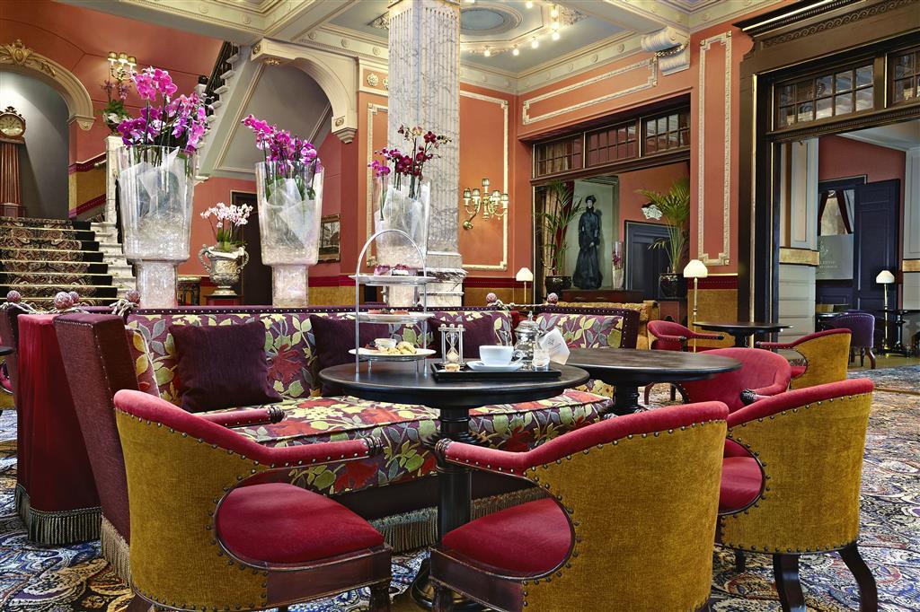 Hotel Des Indes 5*