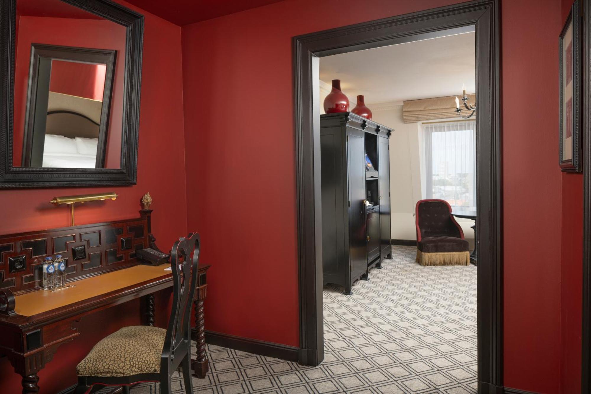 Hotel Des Indes - The Leading Hotels Of The World Hotel 5*
