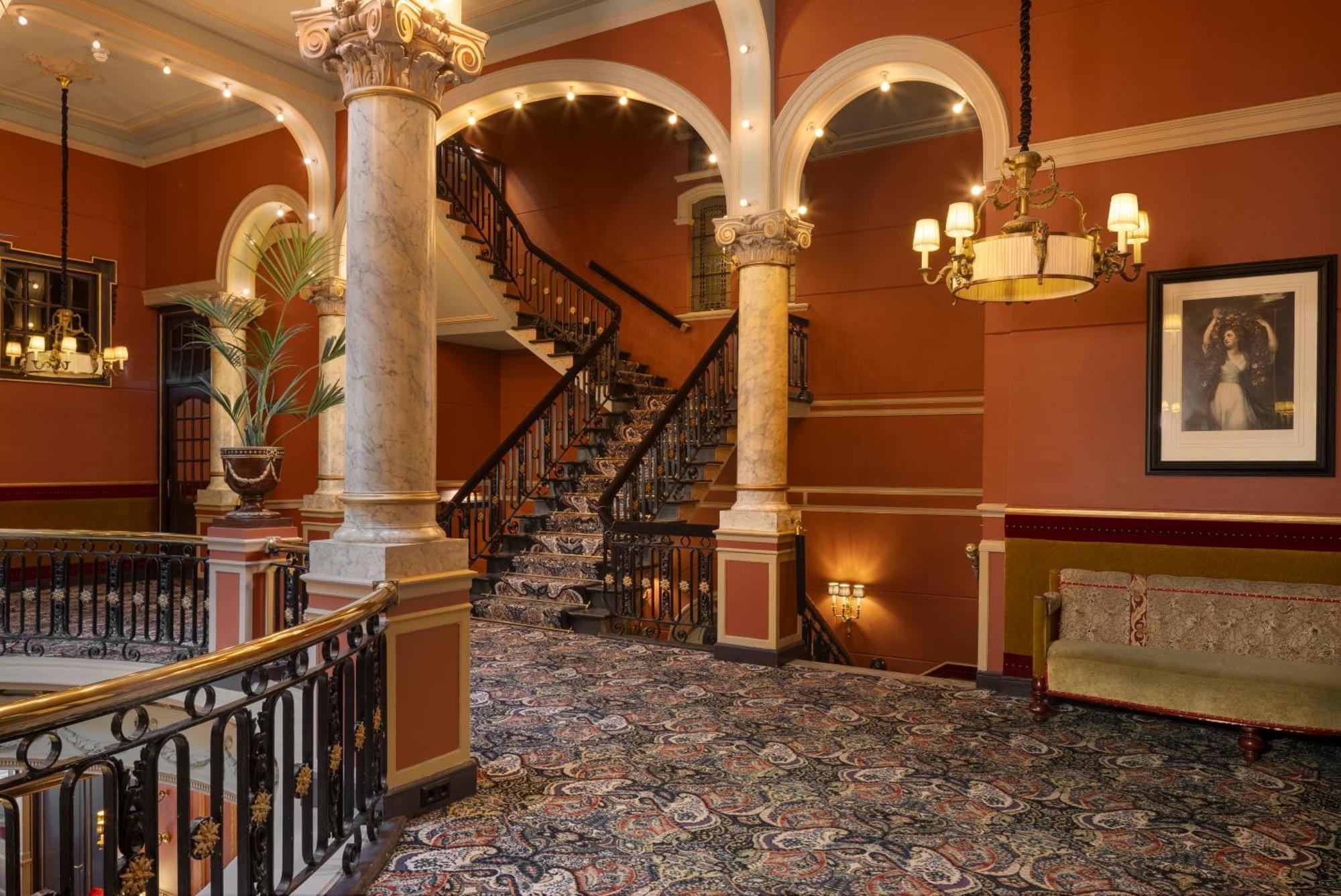 Hotel Hotel Des Indes - The Leading Hotels Of The World 5*